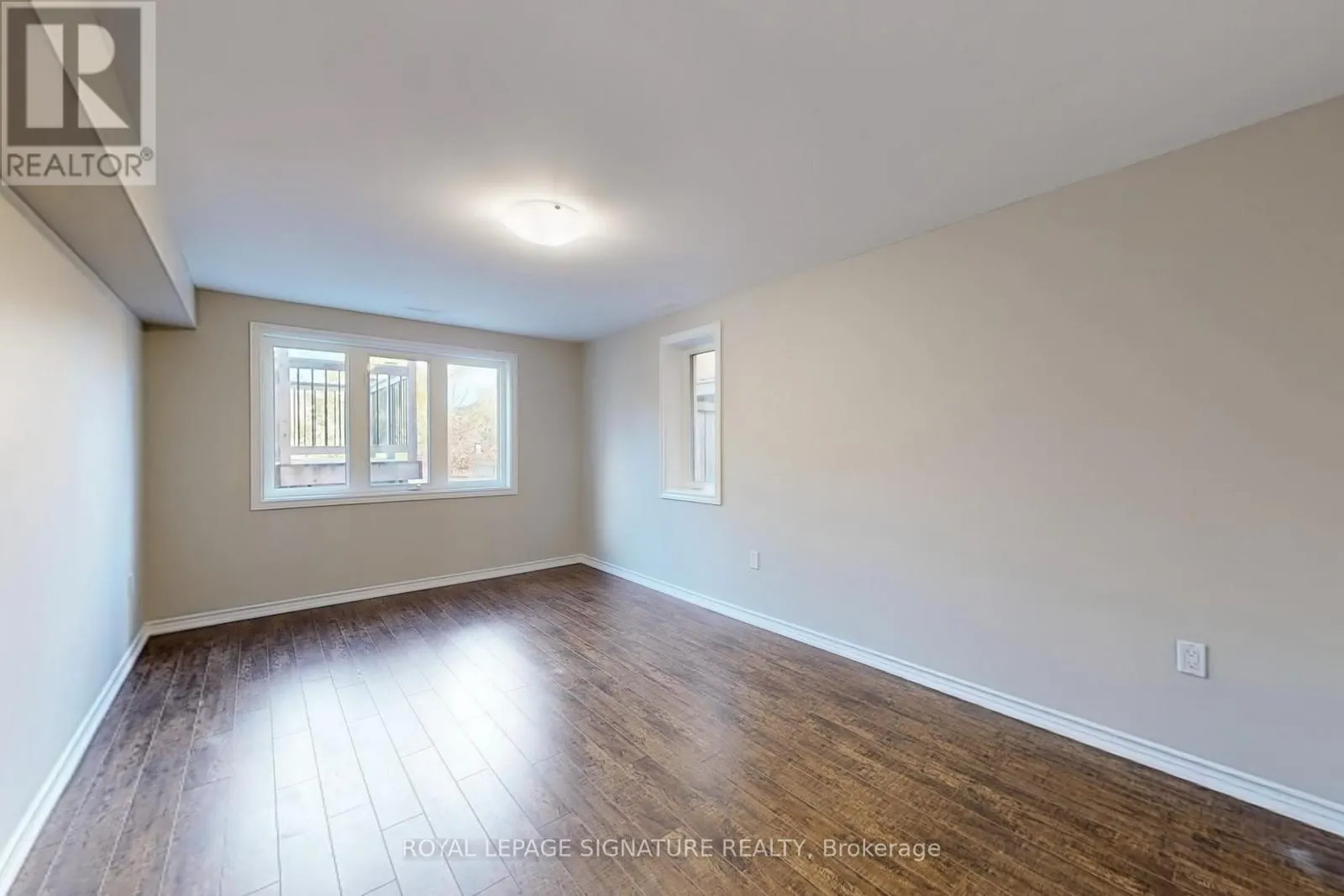 LOWER - 35 GRANGE DRIVE