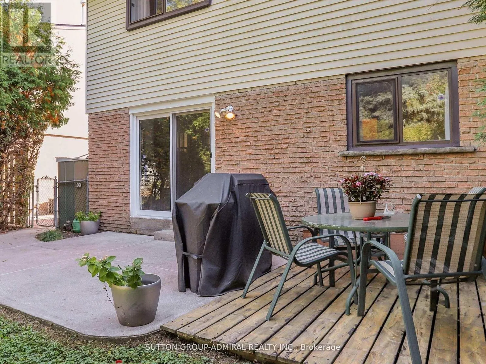 80 CASTLE ROCK DRIVE