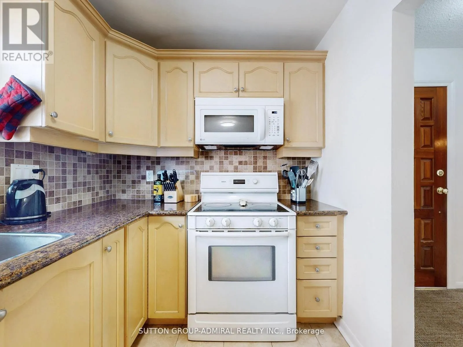 80 CASTLE ROCK DRIVE