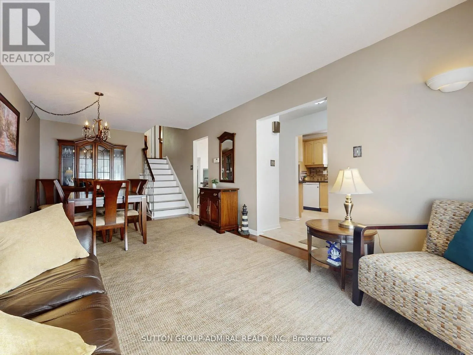 80 CASTLE ROCK DRIVE