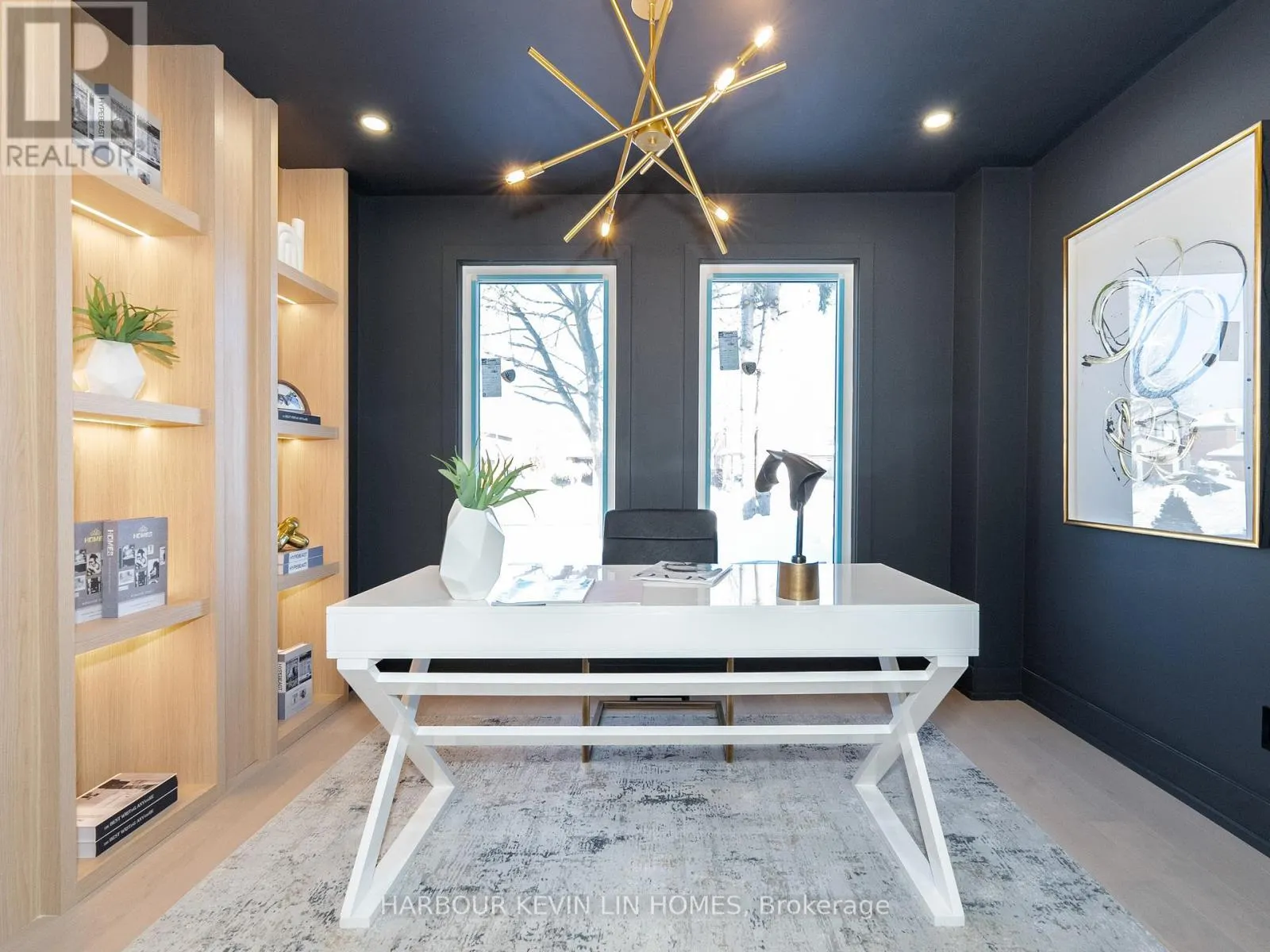 617 CHANCELLOR DRIVE