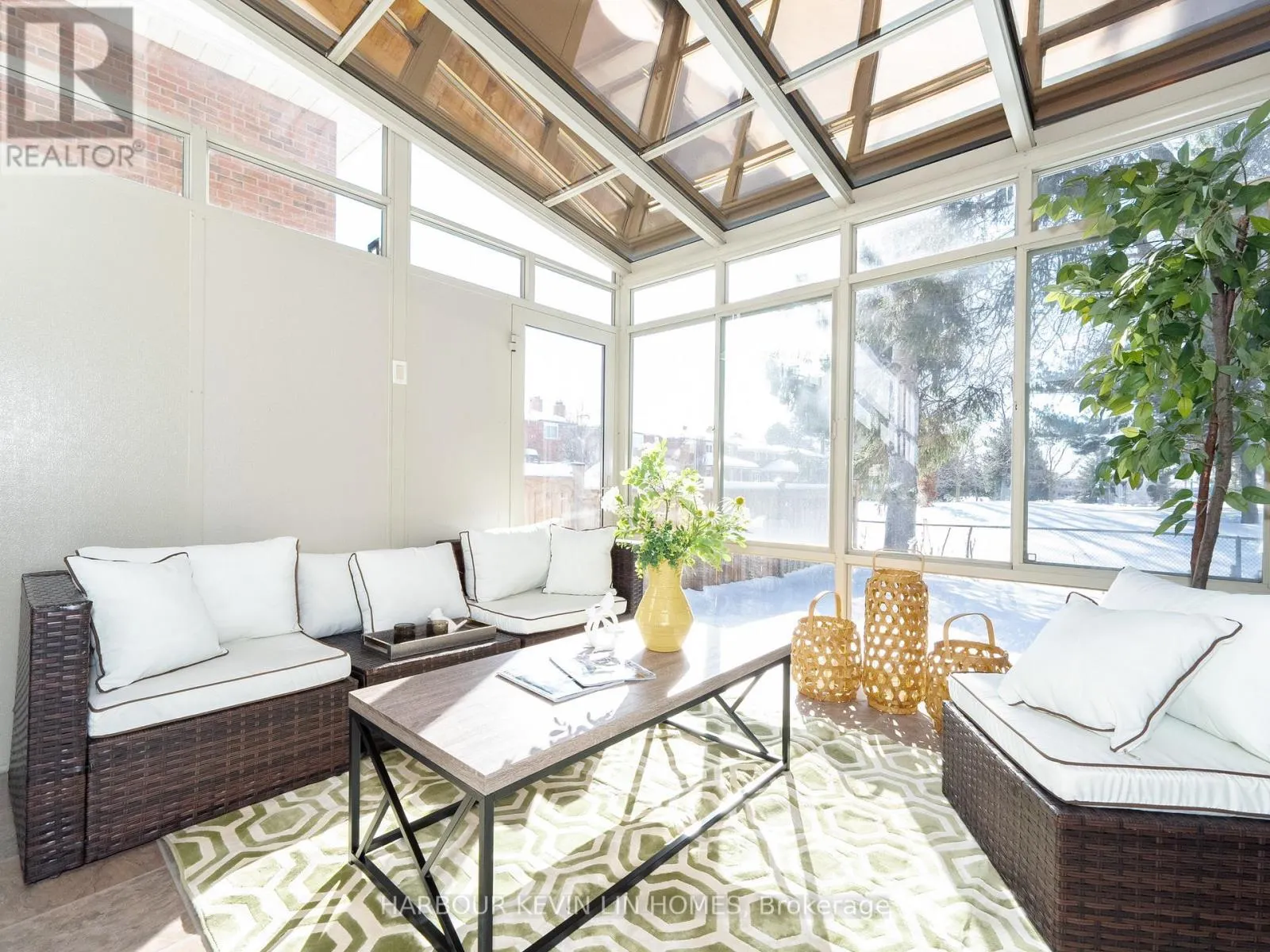 617 CHANCELLOR DRIVE