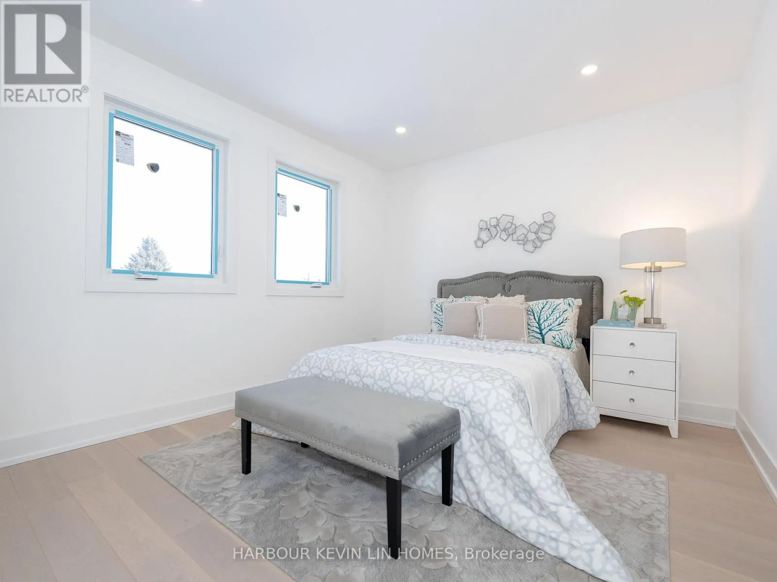 617 CHANCELLOR DRIVE