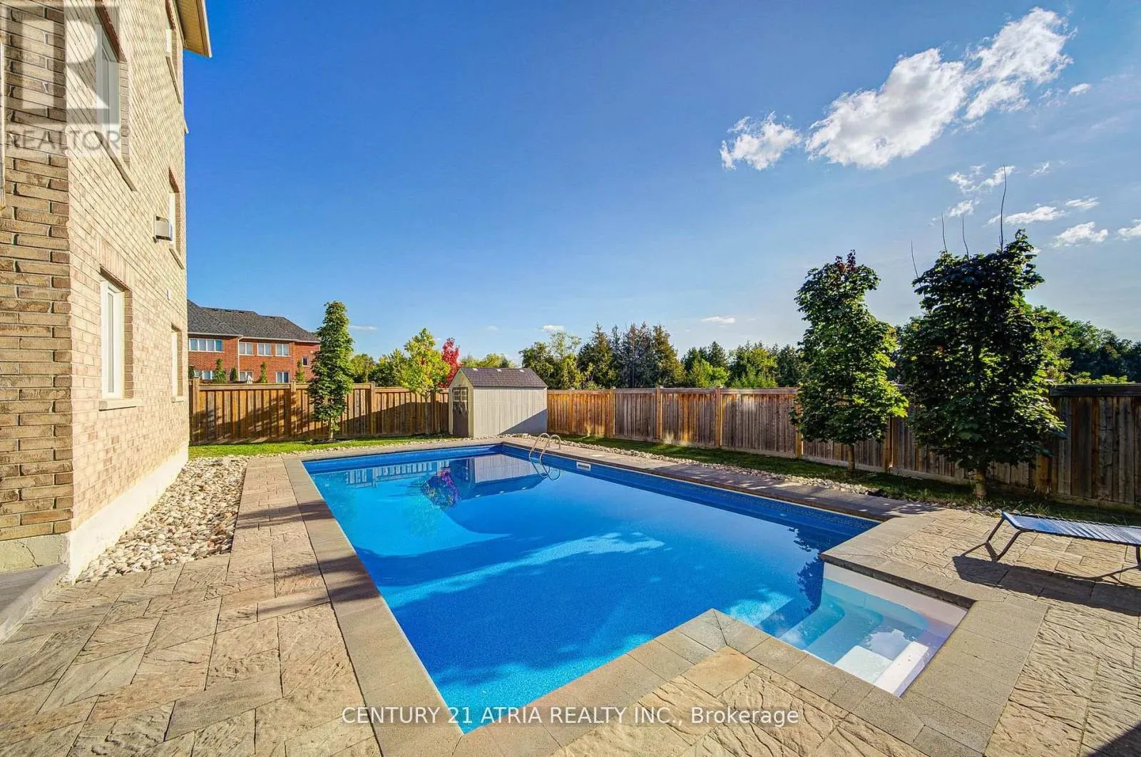 10 GLADYS ROLLING AVENUE