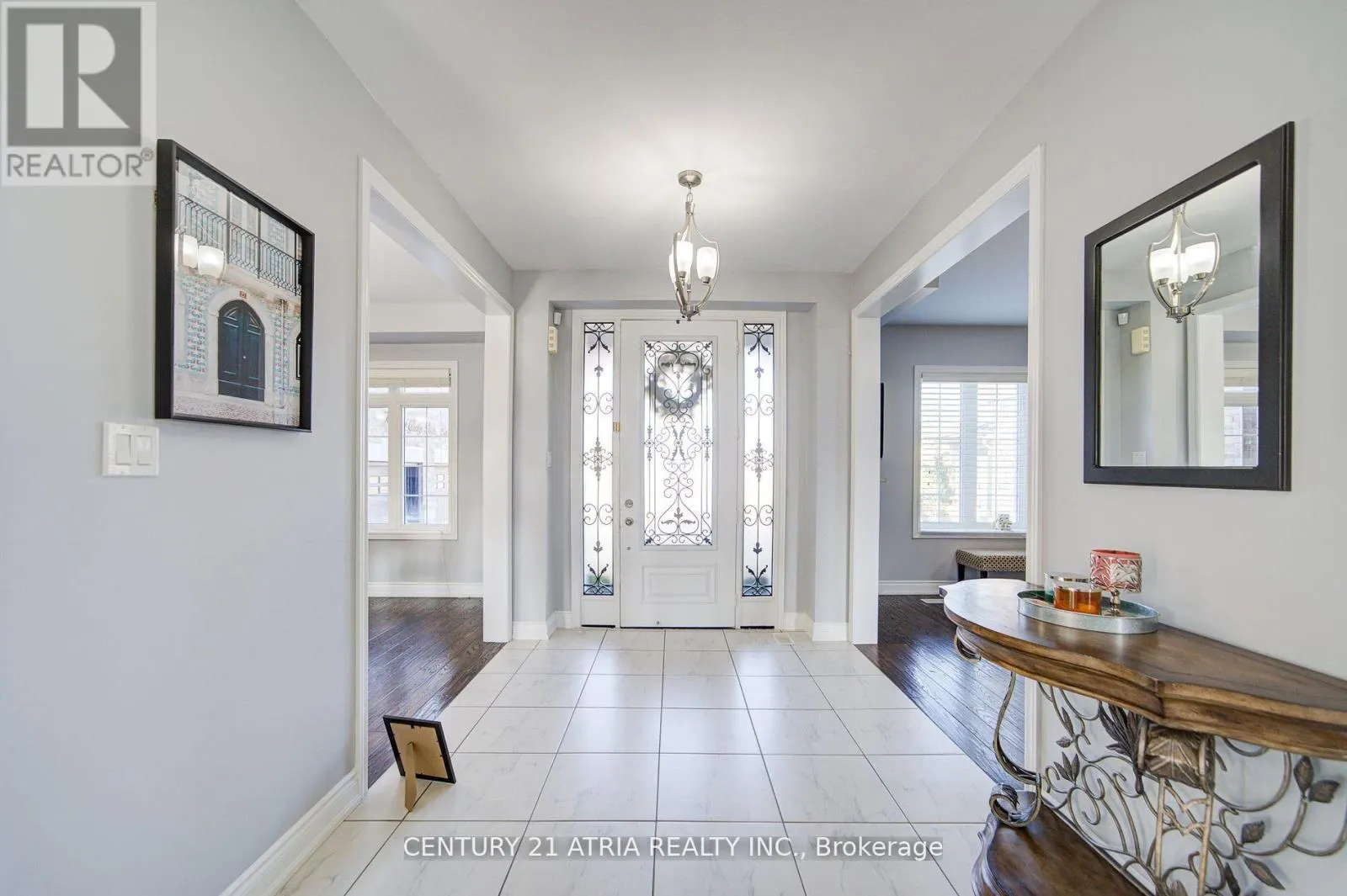 10 GLADYS ROLLING AVENUE