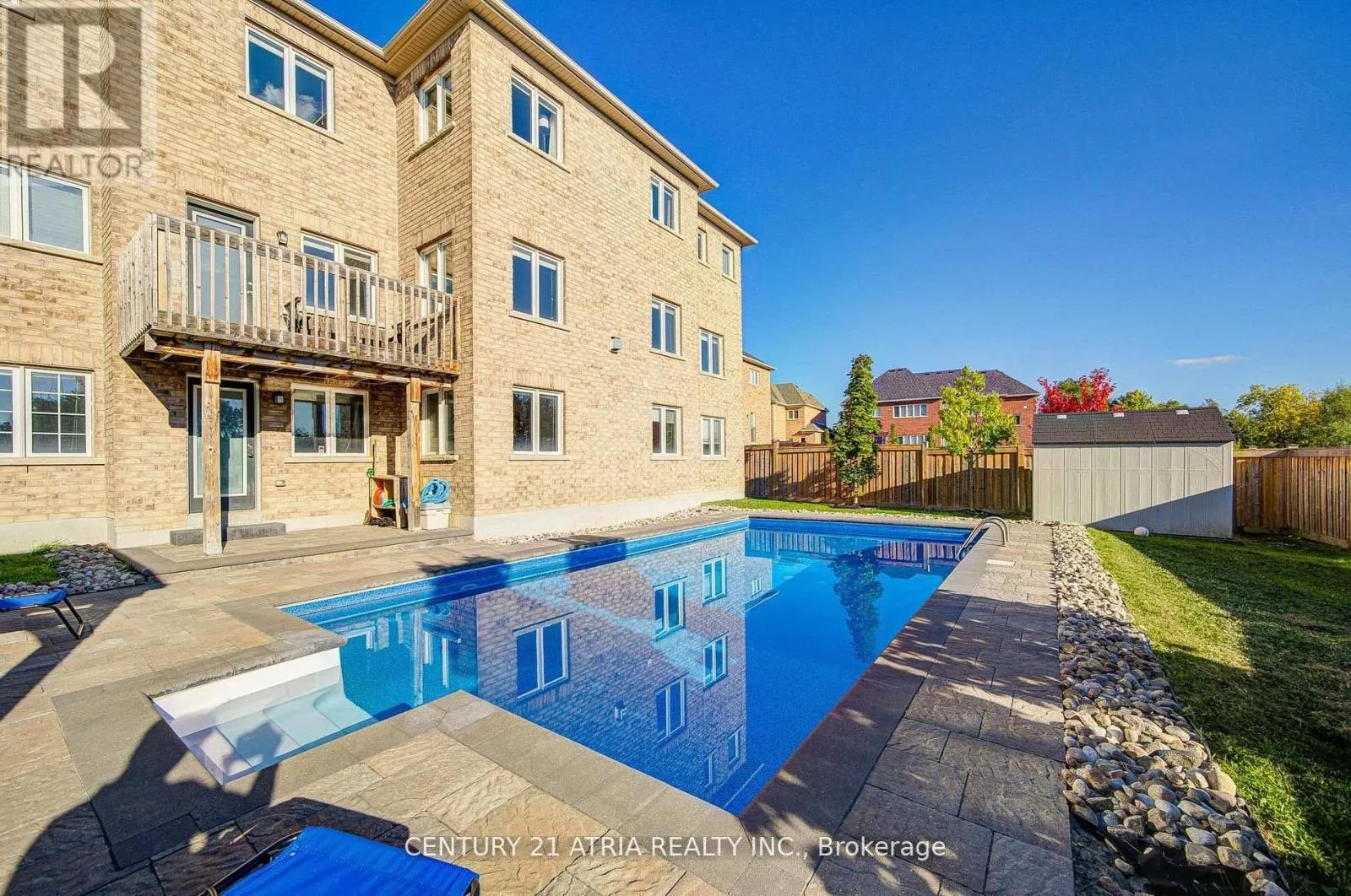 10 GLADYS ROLLING AVENUE