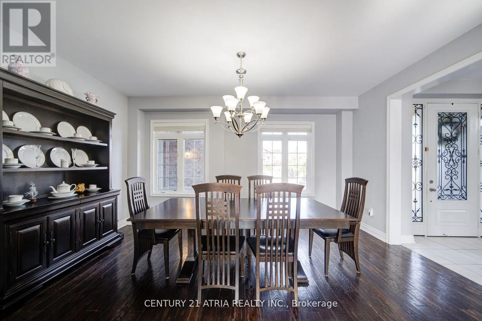 10 GLADYS ROLLING AVENUE