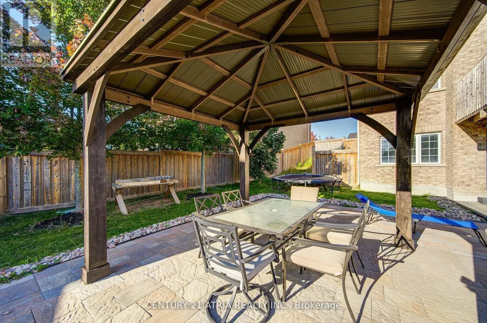 10 GLADYS ROLLING AVENUE