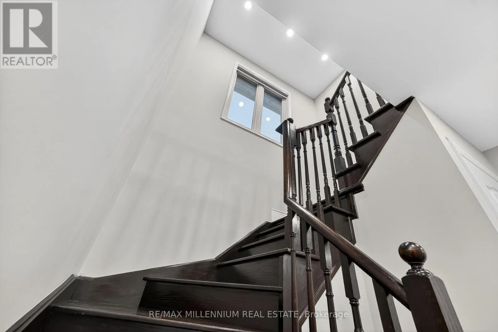 66 ARMSTRONG CRESCENT