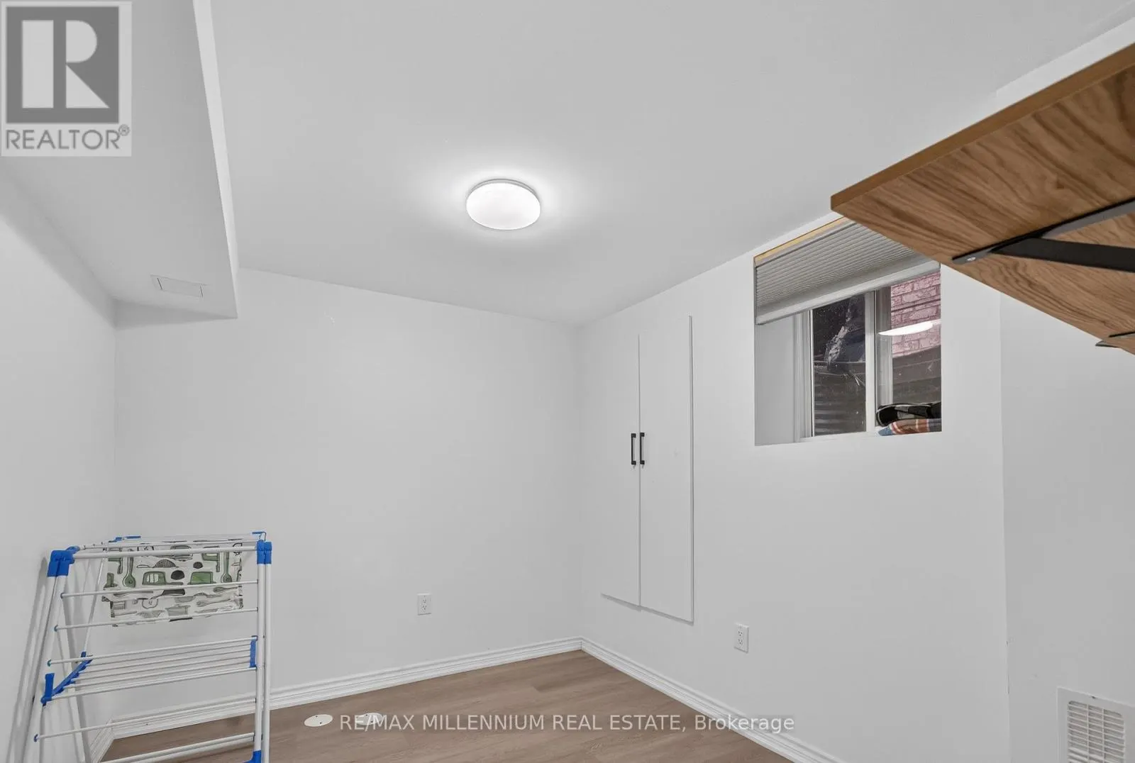 66 ARMSTRONG CRESCENT