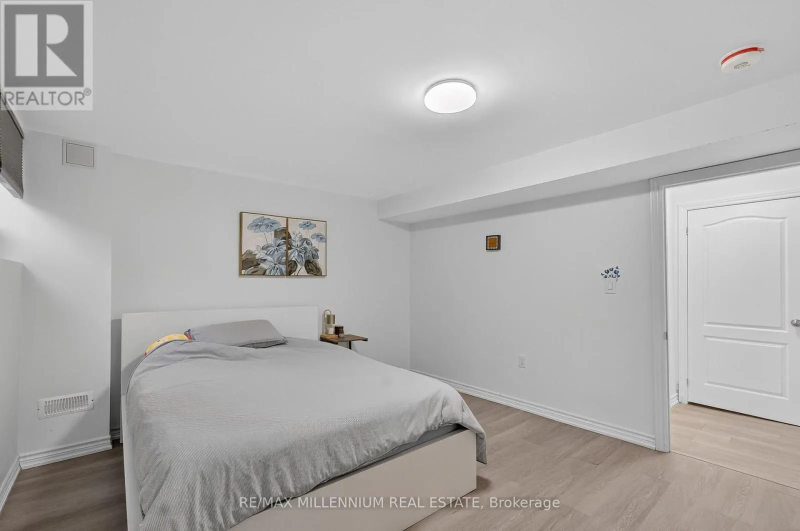 66 ARMSTRONG CRESCENT