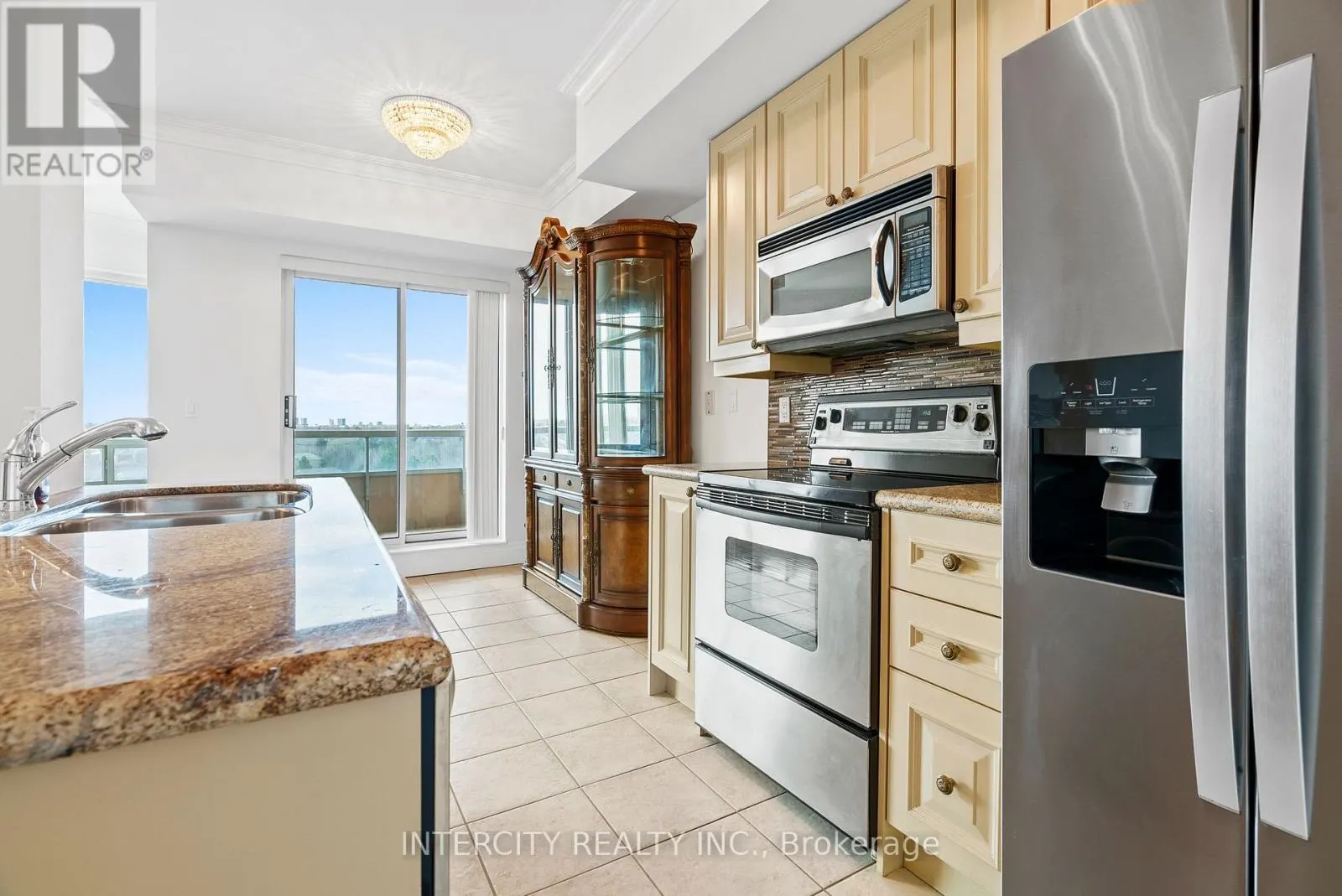 607 - 1 CORDOBA DRIVE