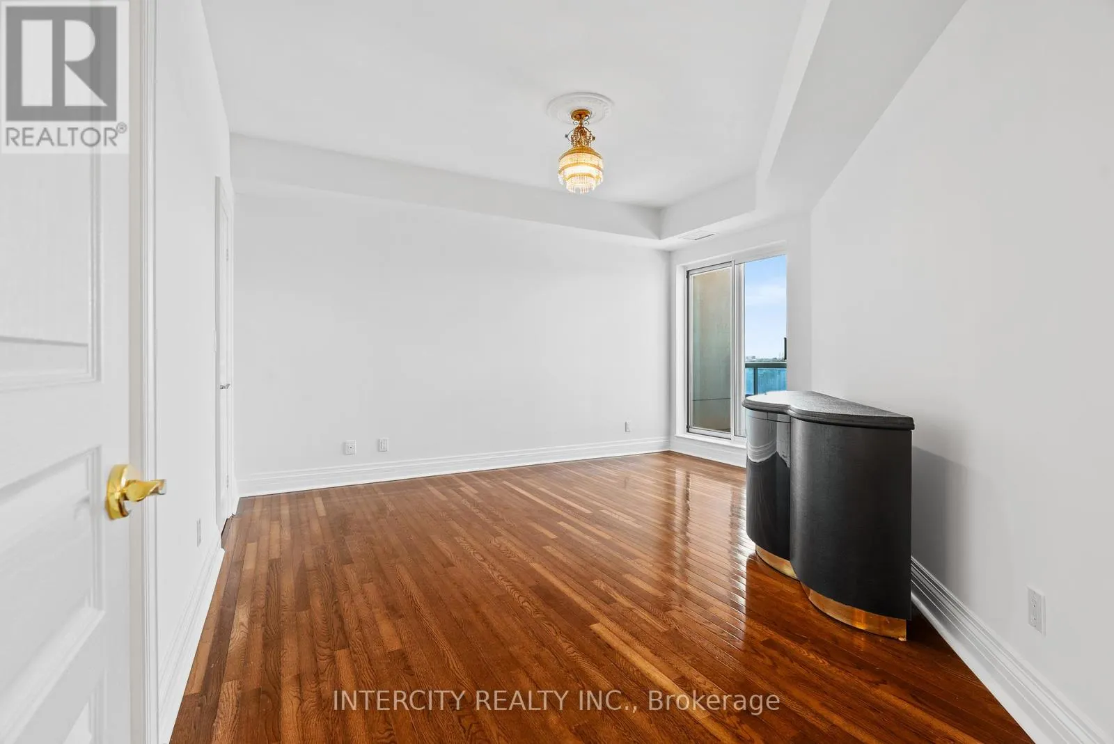 607 - 1 CORDOBA DRIVE