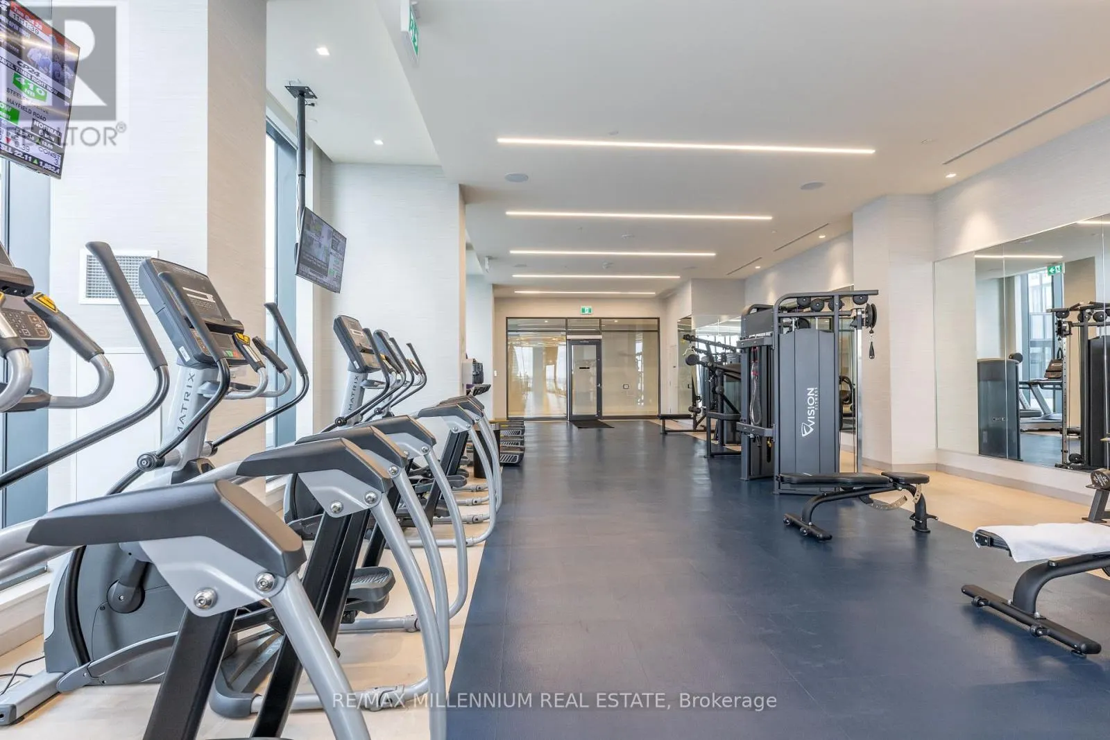 2310 - 8960 JANE STREET