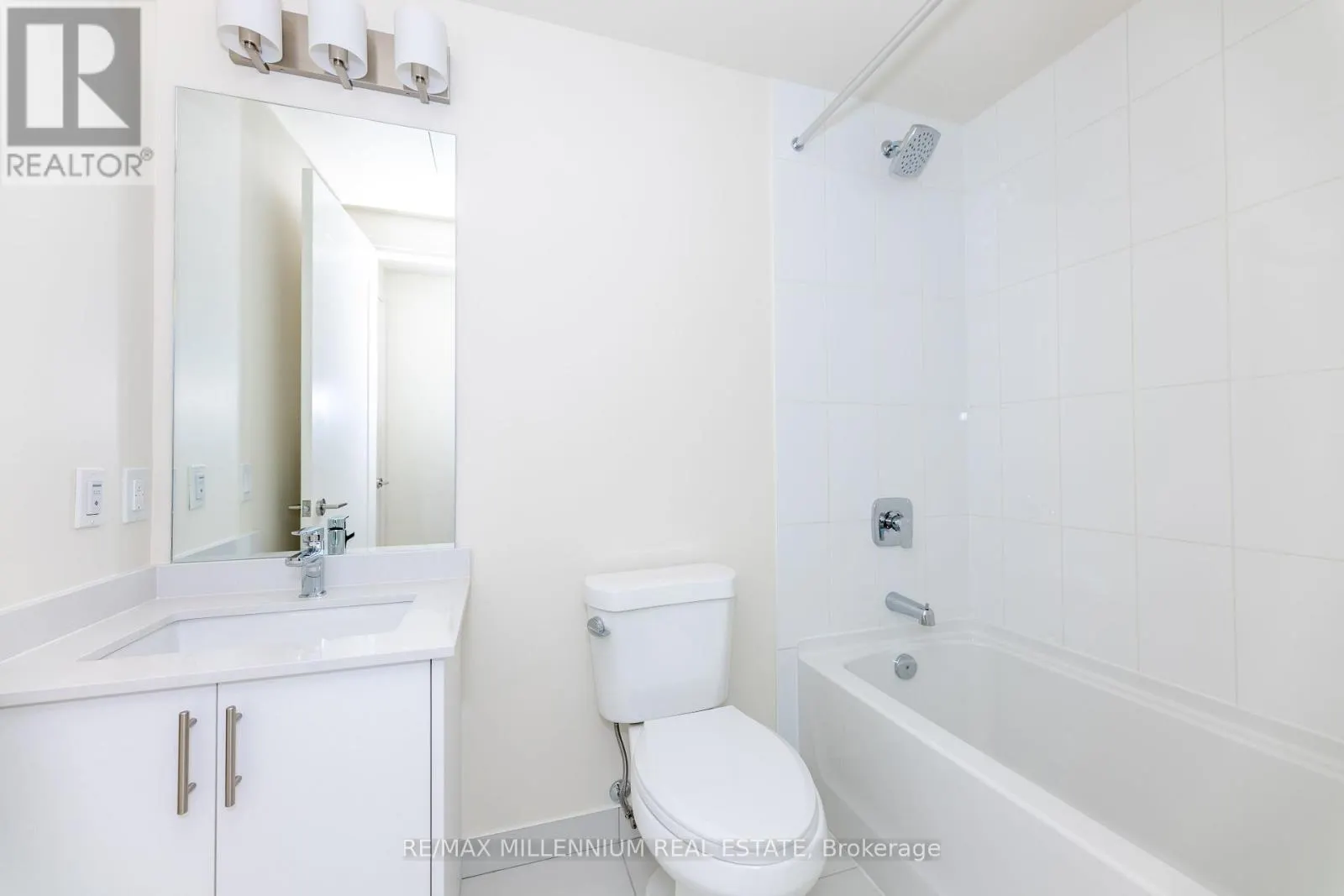 2310 - 8960 JANE STREET