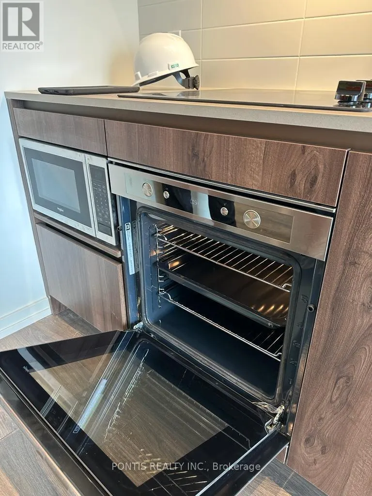 4508 - 1000 PORTAGE PARKWAY