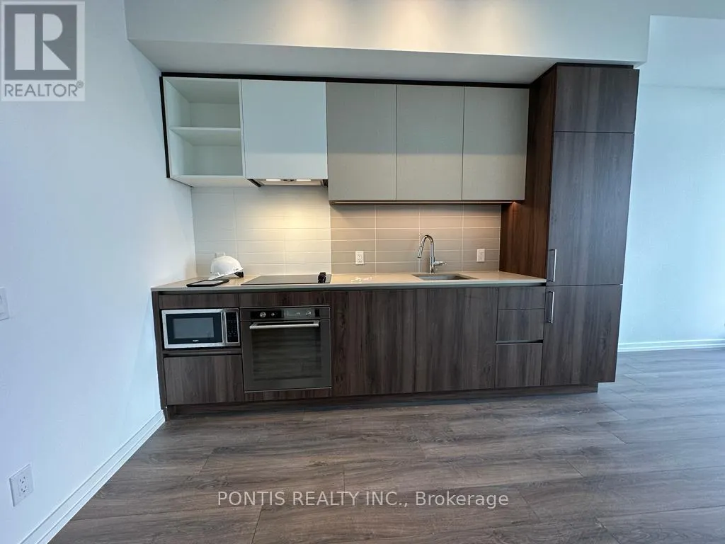 4508 - 1000 PORTAGE PARKWAY