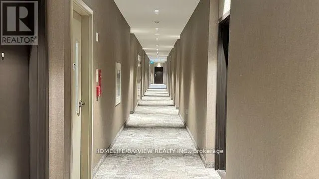 #512 - 38 HONEYCRISP CRESCENT N