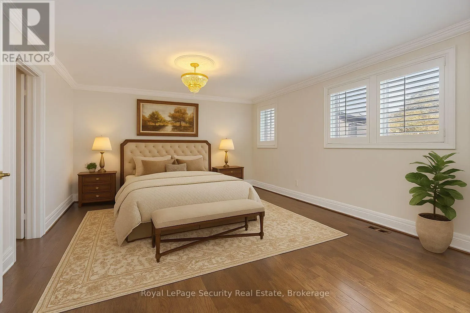 138 ELGIN MILLS ROAD W