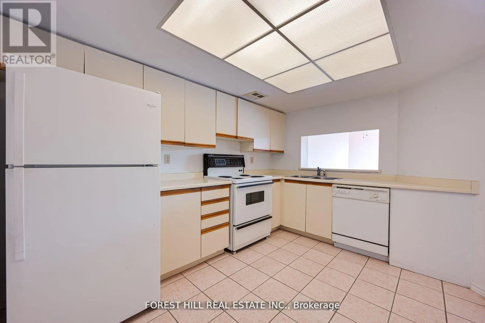 308 - 7440 BATHURST STREET