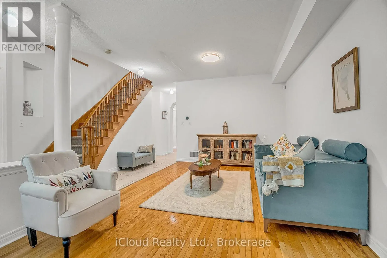 18 DAISEYFIELD CRESCENT