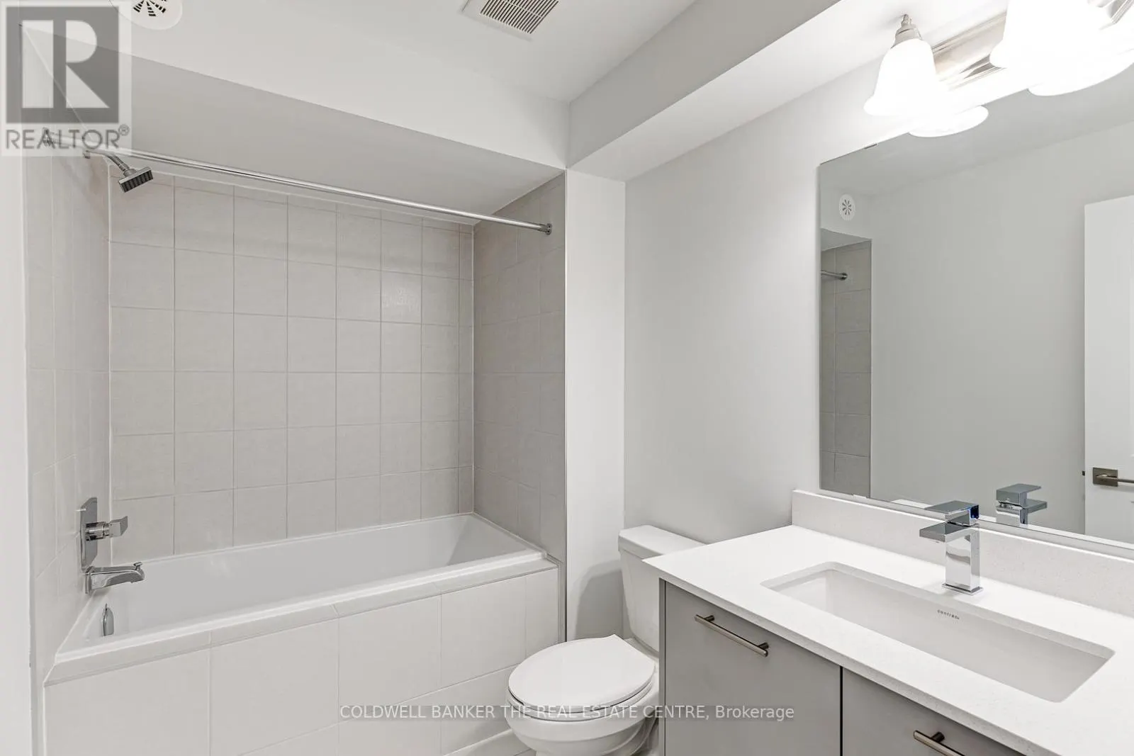 549 NEW ENGLAND COURT