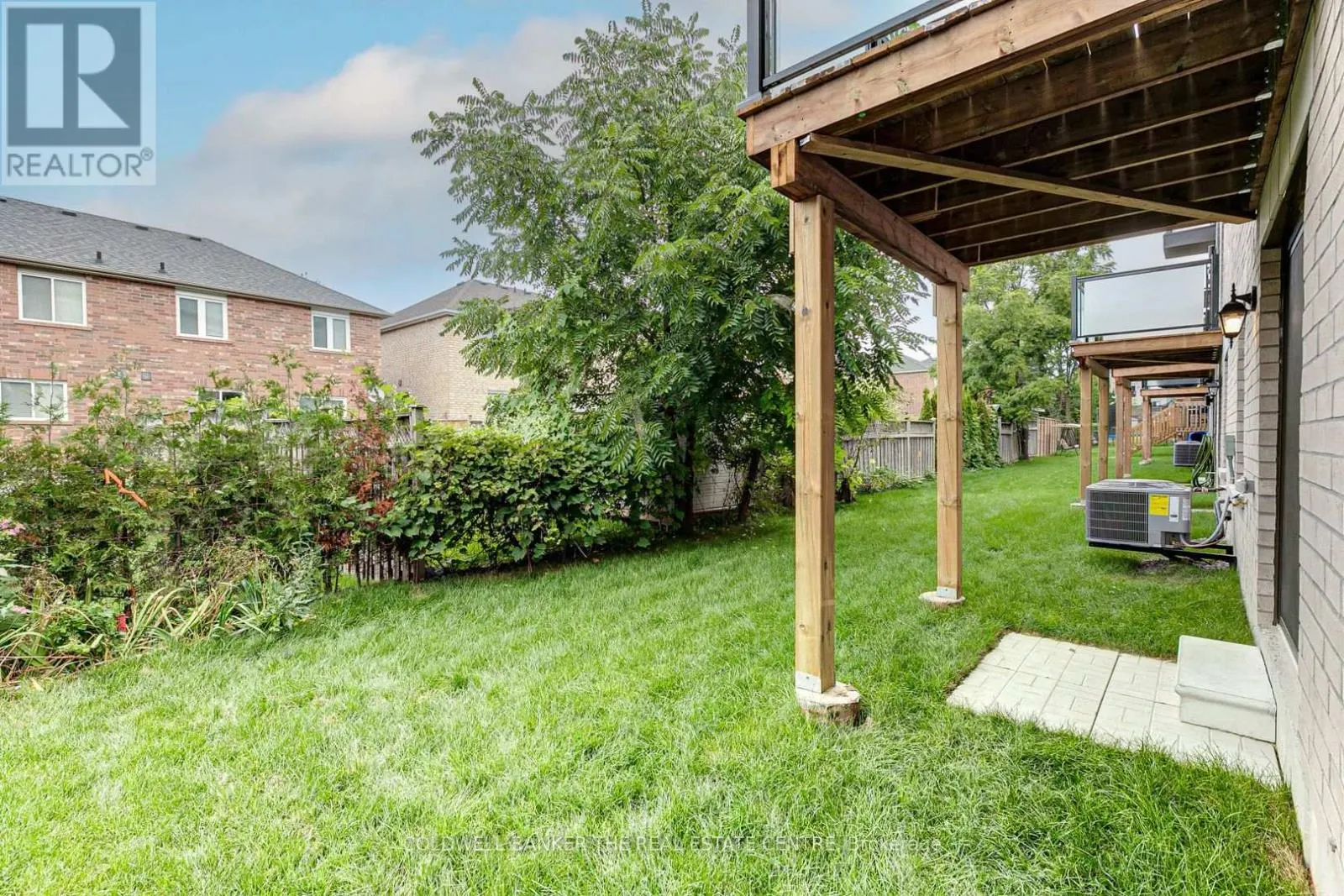 549 NEW ENGLAND COURT