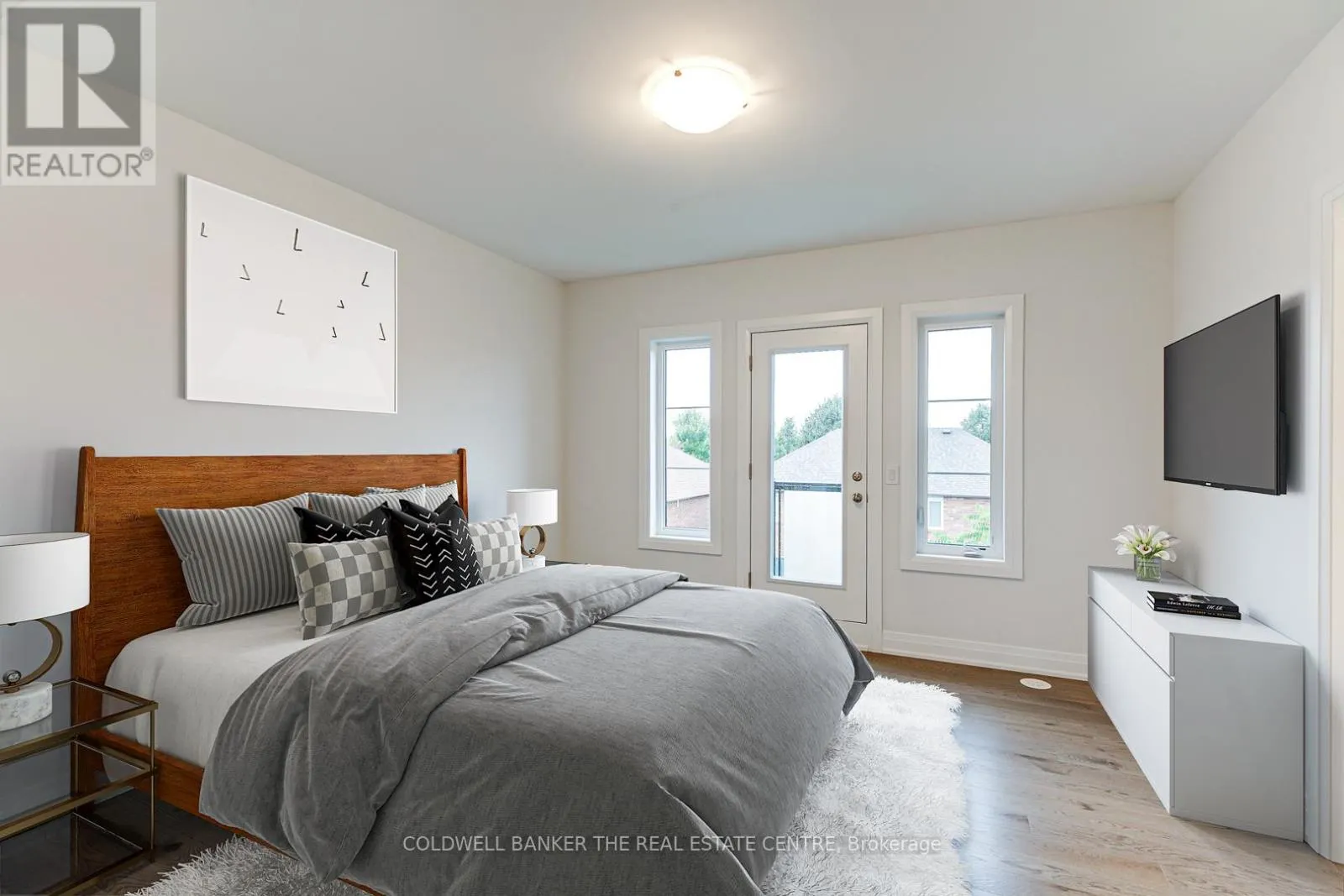 549 NEW ENGLAND COURT