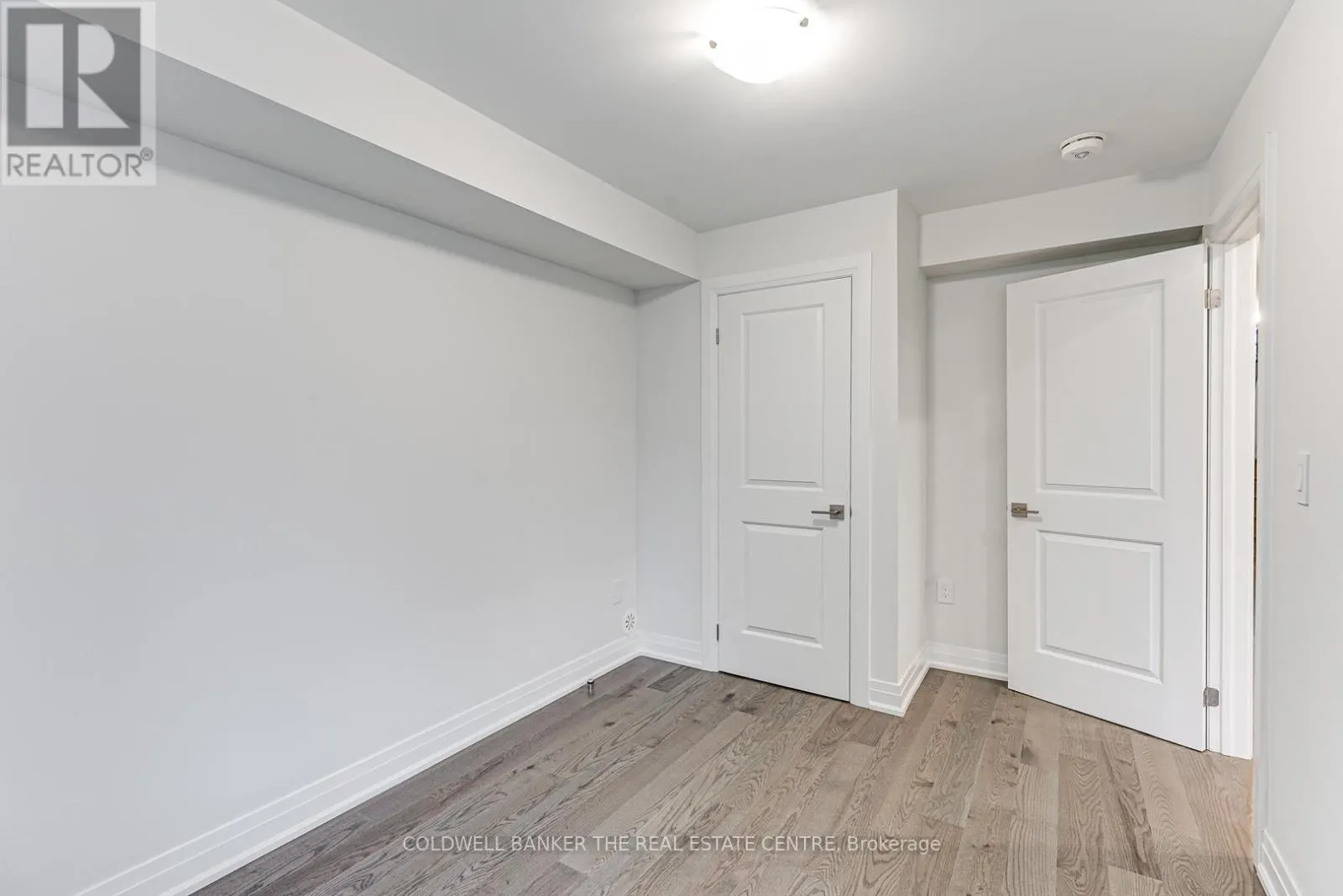 549 NEW ENGLAND COURT