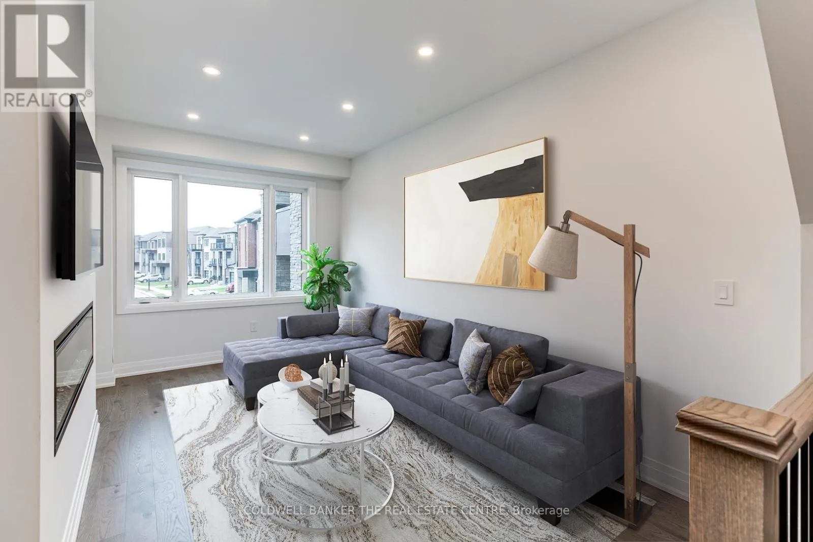 549 NEW ENGLAND COURT