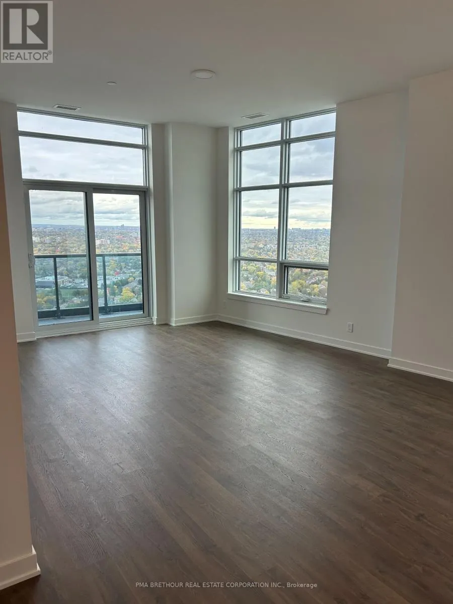 B-PH09 - 50 UPPER MALL WAY