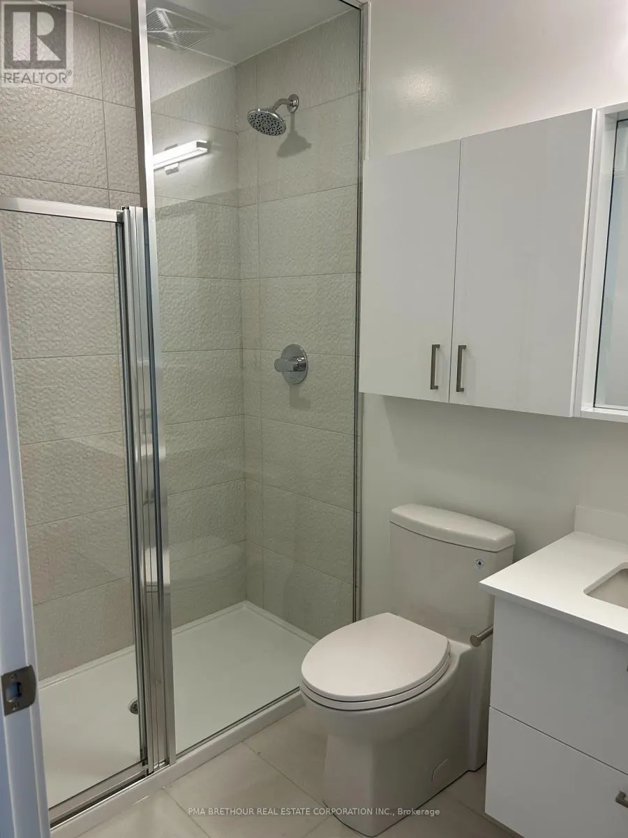 B-PH09 - 50 UPPER MALL WAY