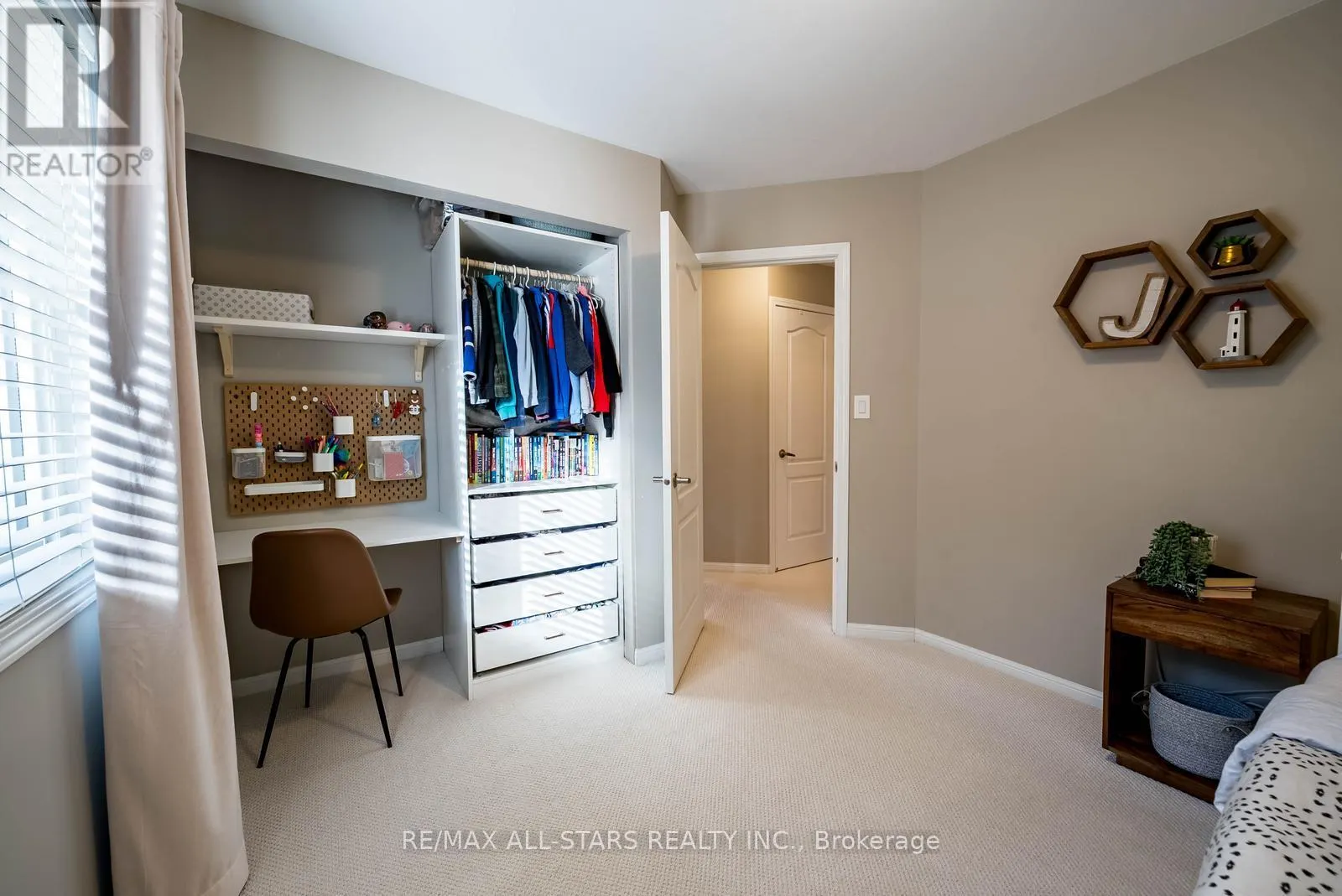 177 DOUGHERTY CRESCENT