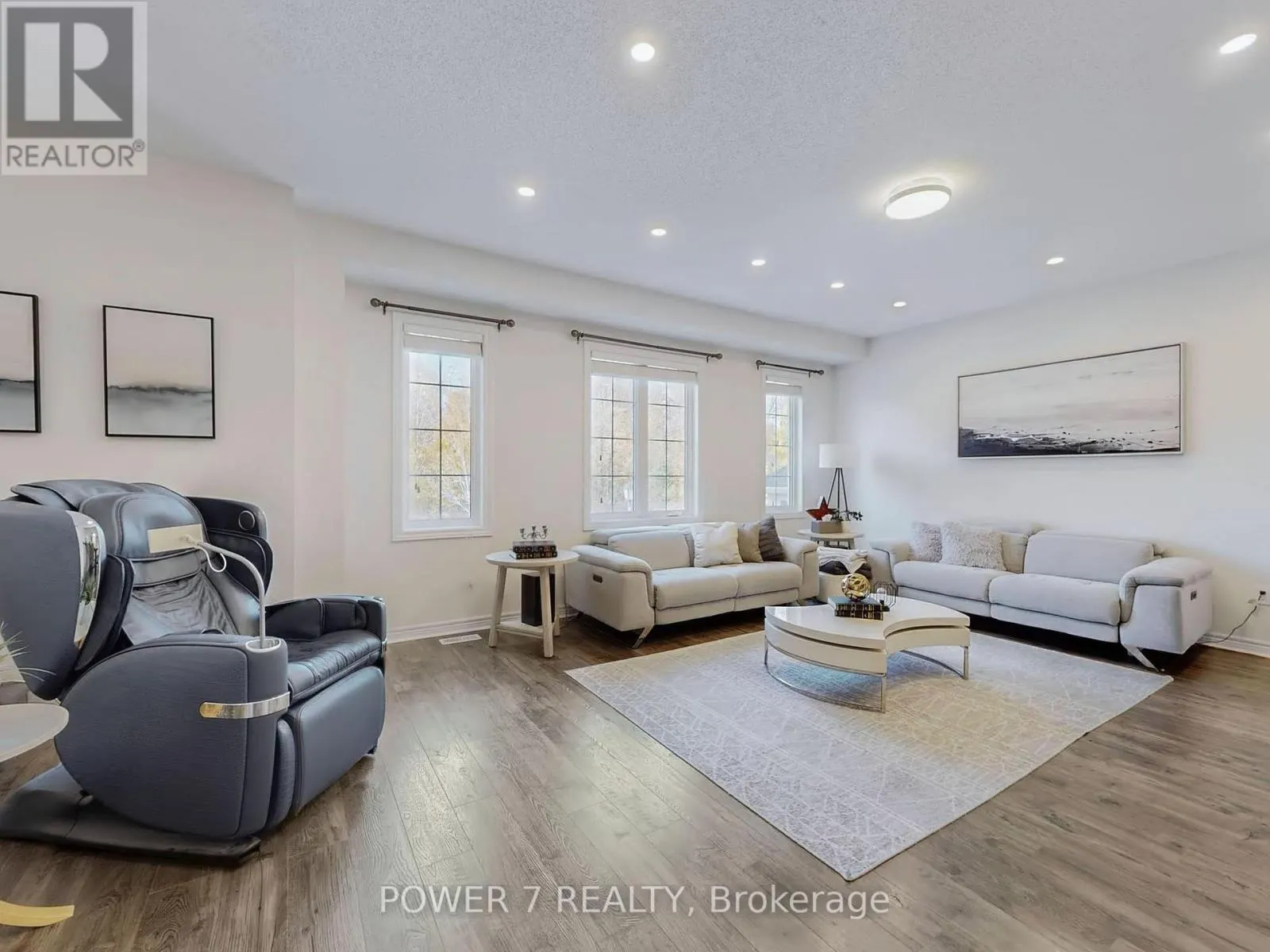 180 WOODSPRING AVENUE