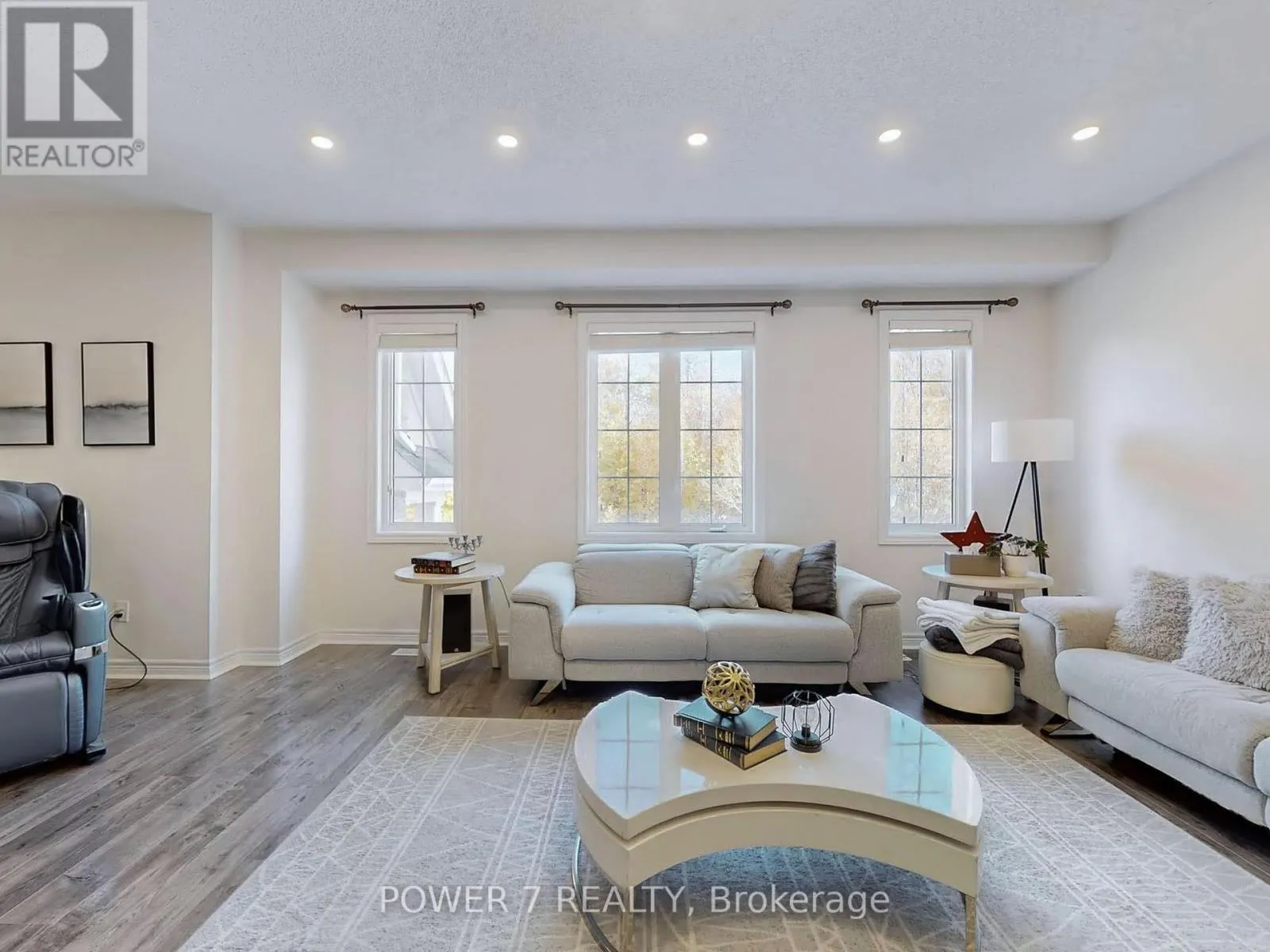 180 WOODSPRING AVENUE