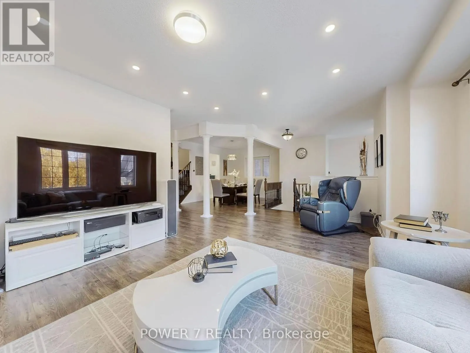 180 WOODSPRING AVENUE