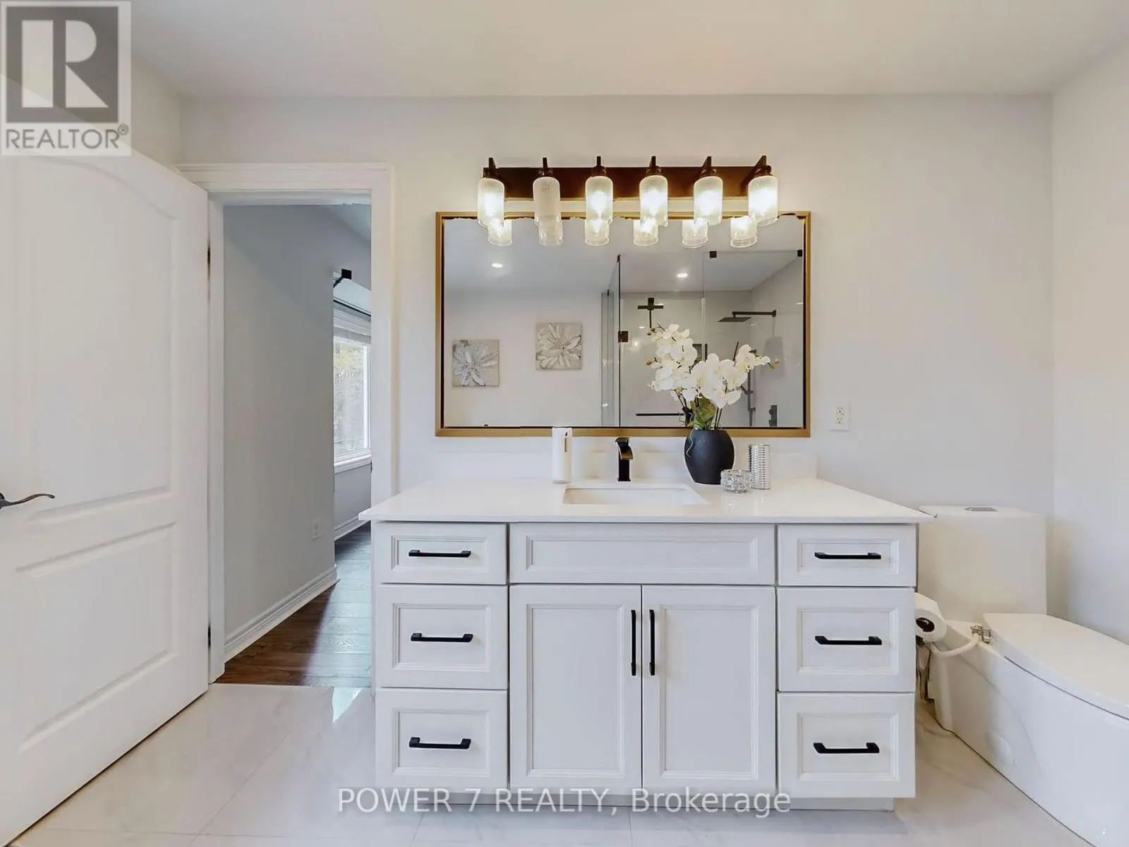 180 WOODSPRING AVENUE