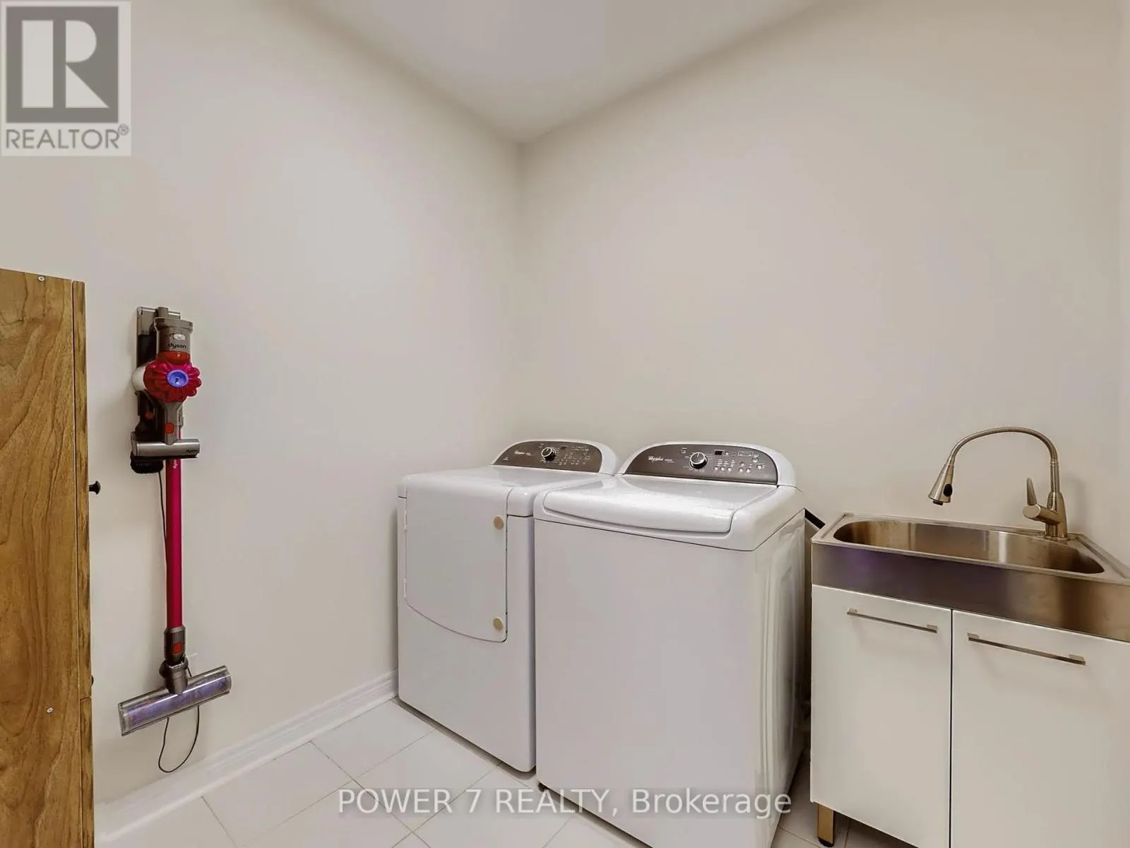 180 WOODSPRING AVENUE