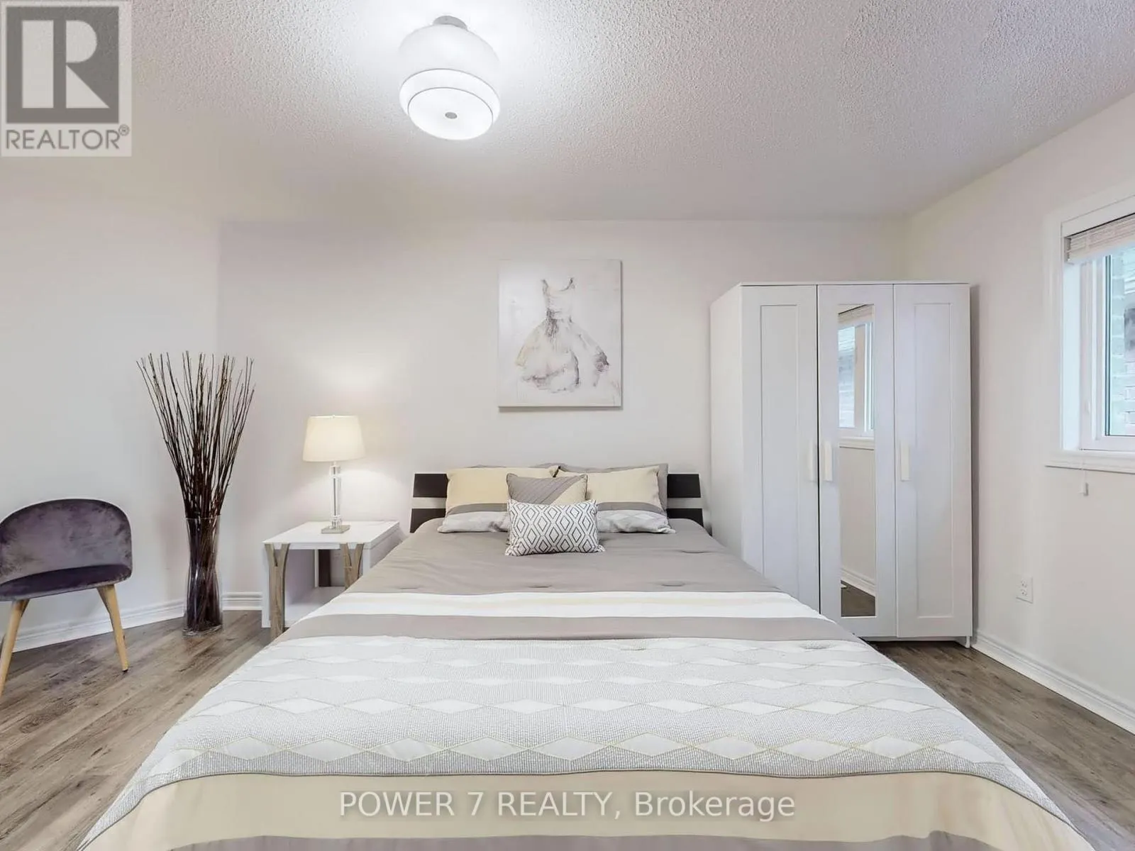 180 WOODSPRING AVENUE