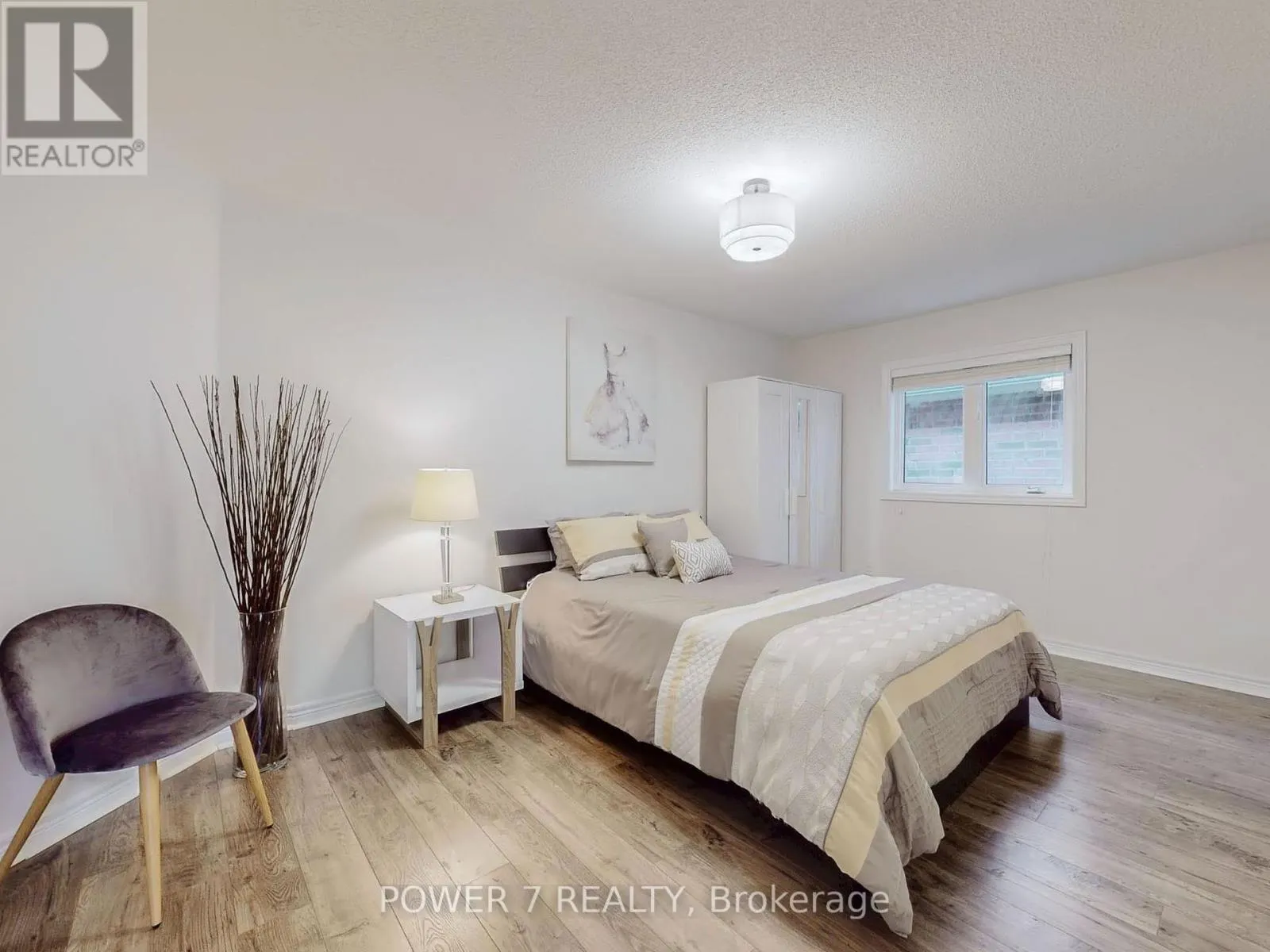 180 WOODSPRING AVENUE