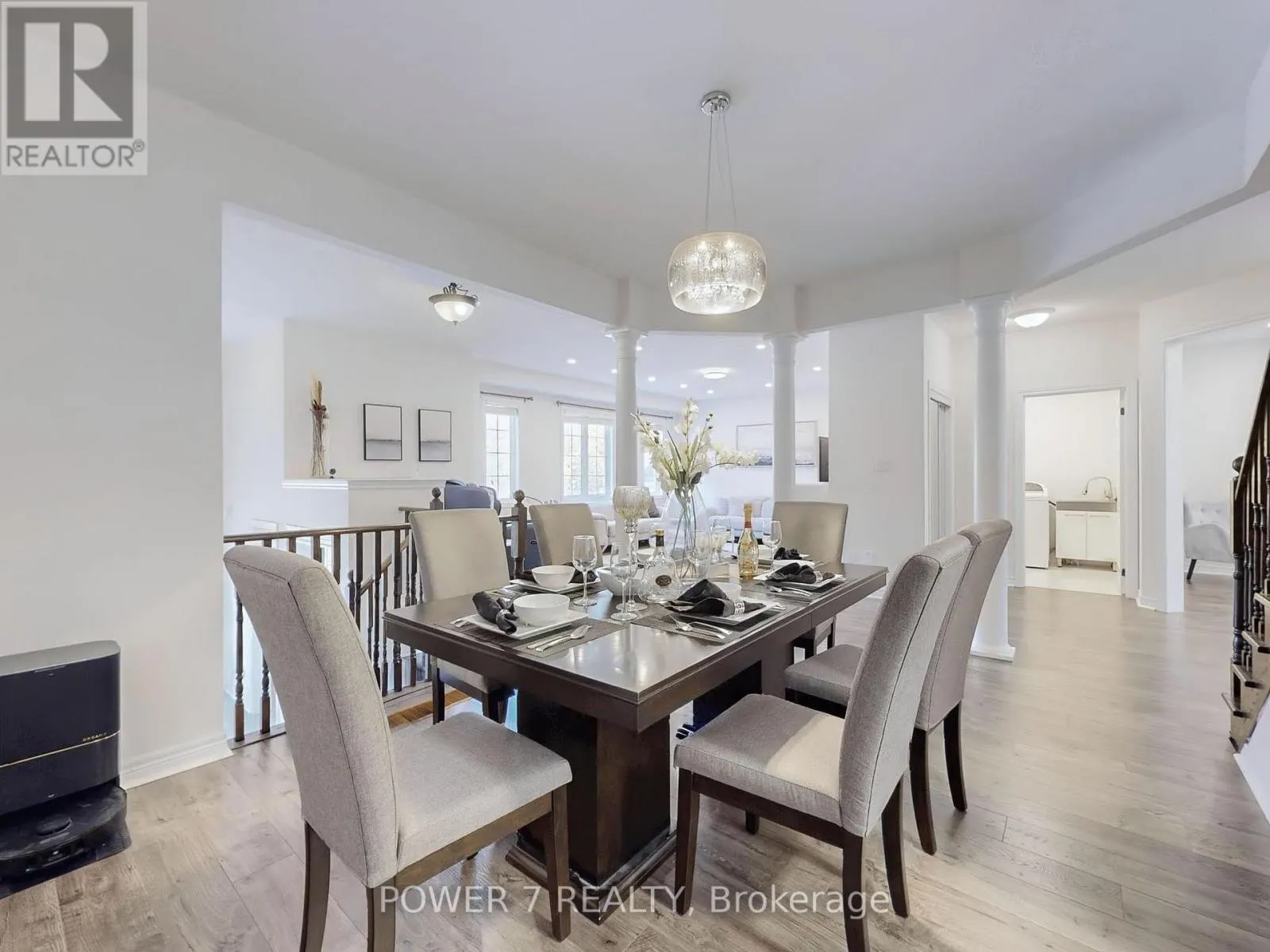 180 WOODSPRING AVENUE