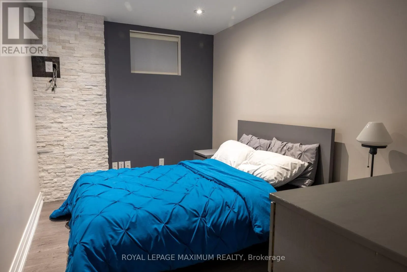 19 CORNER BROOK CRESCENT