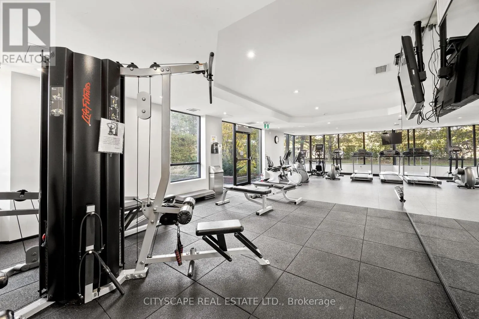 209 - 7460 BATHURST STREET