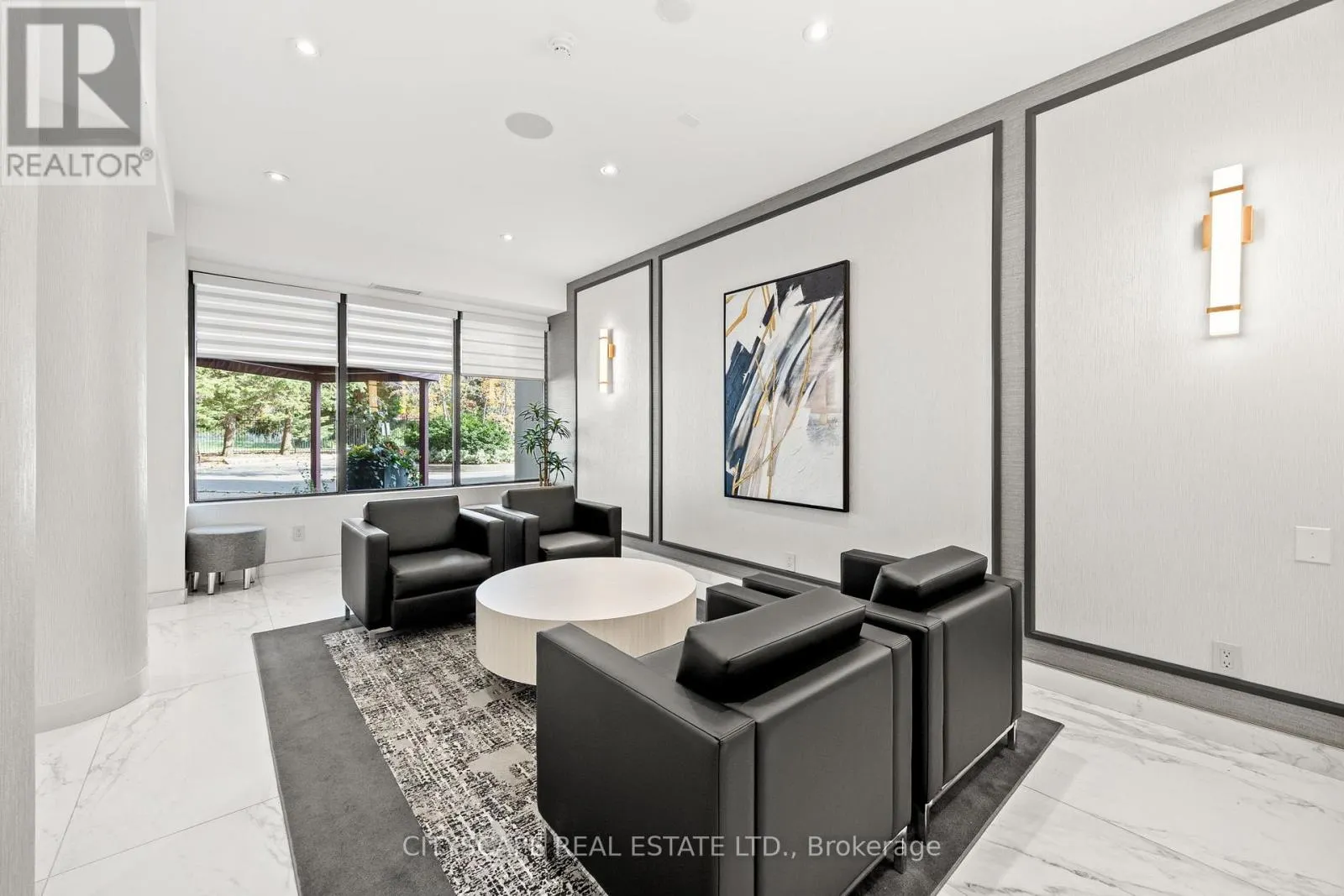 209 - 7460 BATHURST STREET