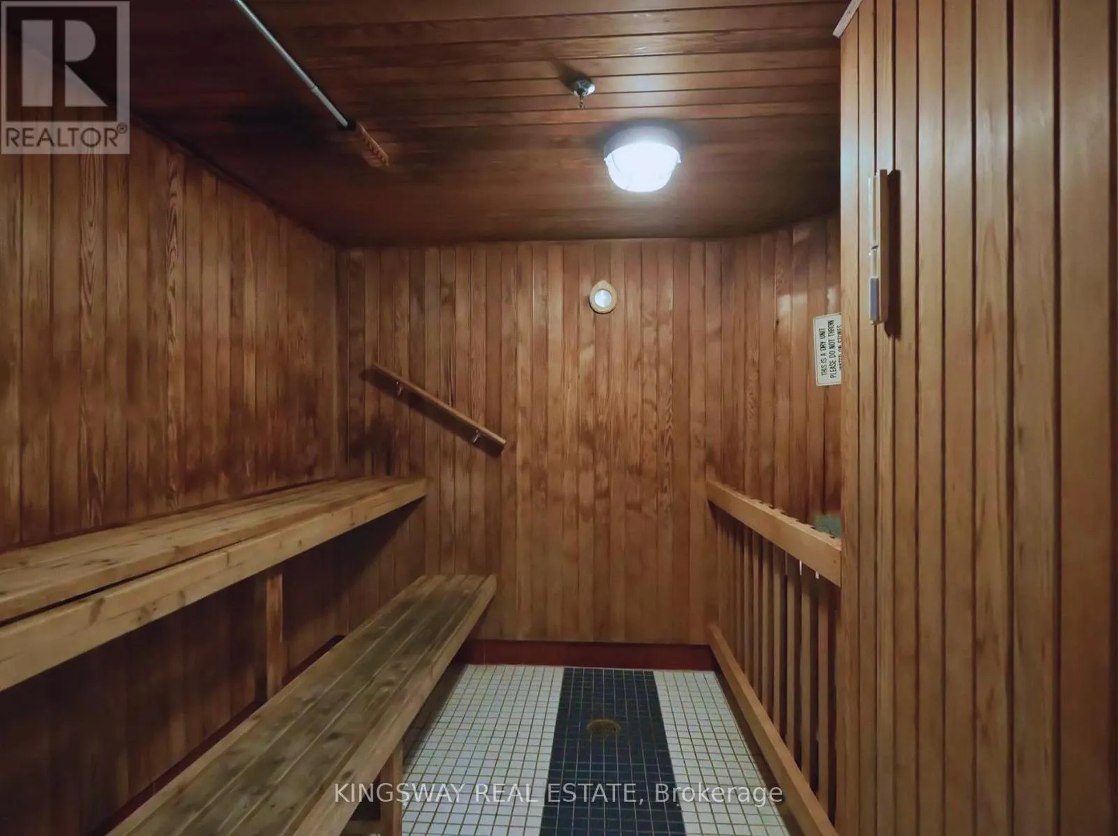 712 - 7420 BATHURST STREET