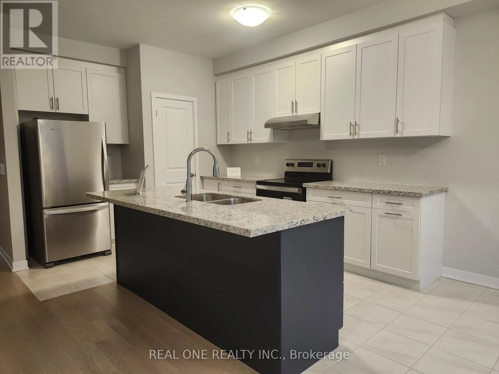 14 FREEMAN WILLIAMS STREET