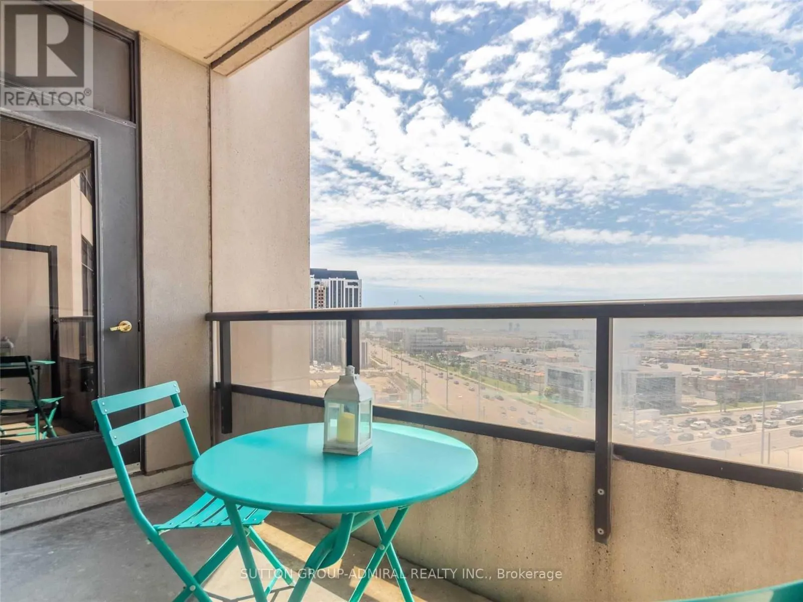 1117 - 9225 JANE STREET