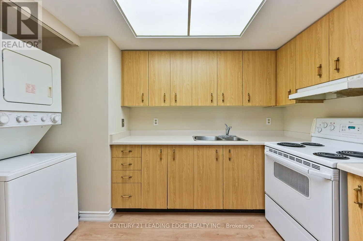 PH2 - 100 ANNA RUSSELL WAY