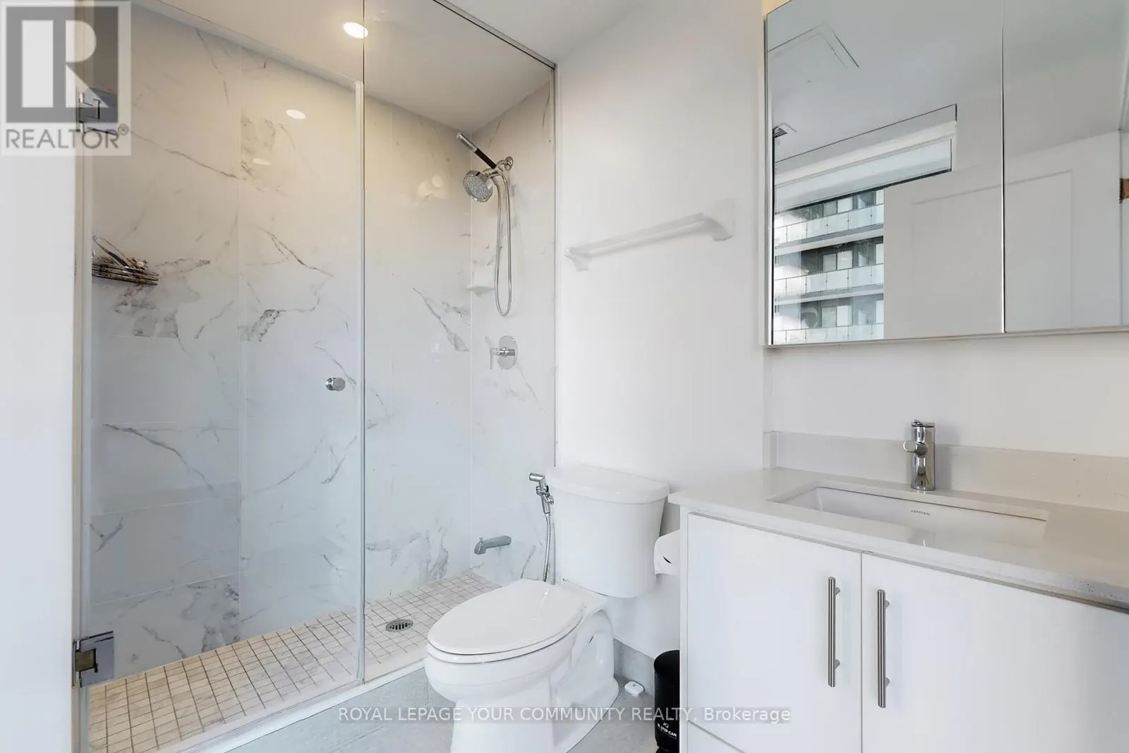 503 - 95 ONEIDA CRESCENT