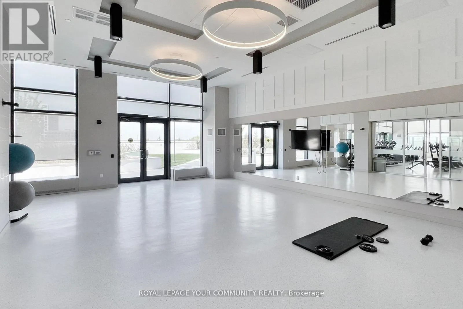 503 - 95 ONEIDA CRESCENT